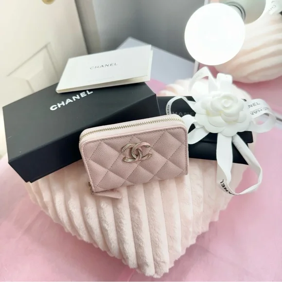 Chanel Pink Quilted Wallet - Picture 10 of 13